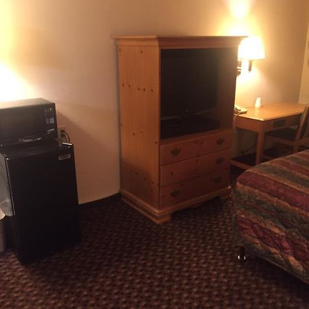 Luxury Inn & Suites Линкълн Екстериор снимка