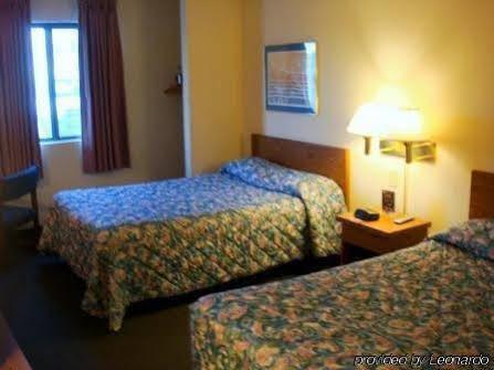 Luxury Inn & Suites Линкълн Екстериор снимка