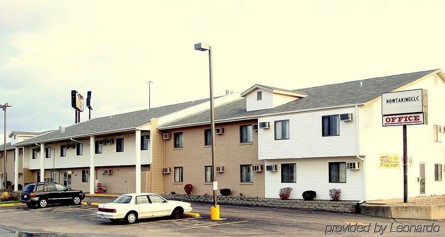 Luxury Inn & Suites Линкълн Екстериор снимка