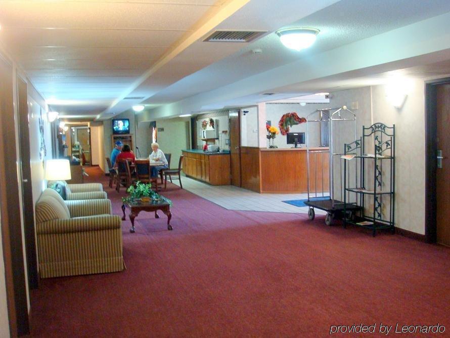 Luxury Inn & Suites Линкълн Интериор снимка