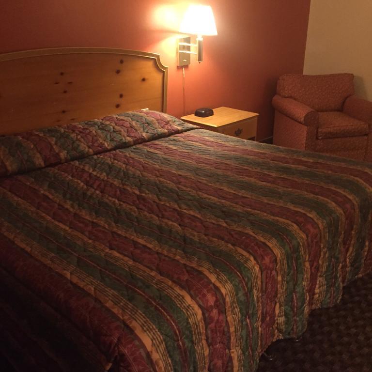 Luxury Inn & Suites Линкълн Екстериор снимка